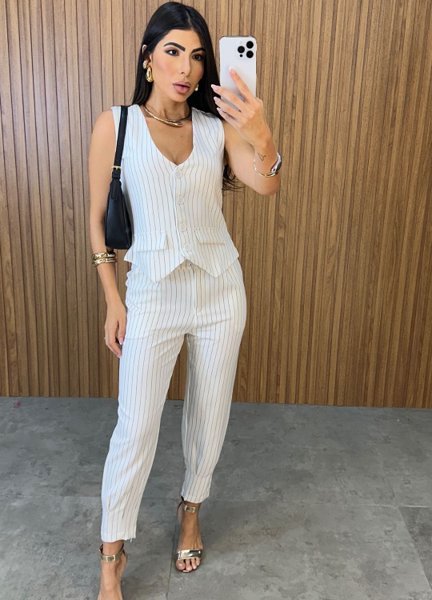 Conjunto Sara Risca De Giz - Branco