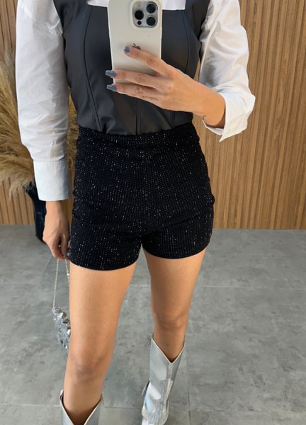 Short Pedrarias Super Luxo - Preto