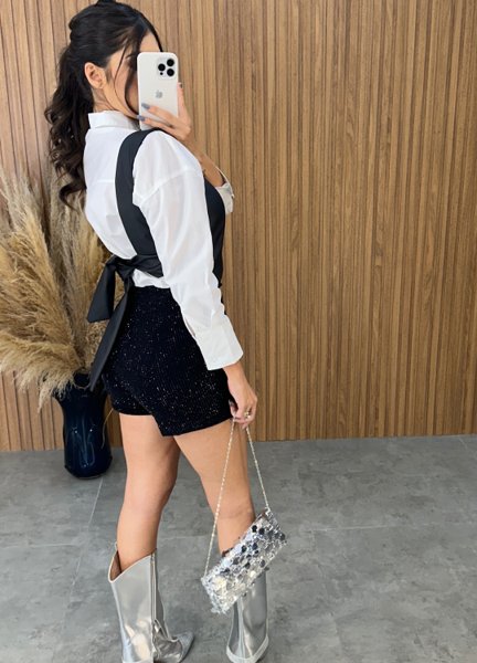 Short Pedrarias Super Luxo - Preto
